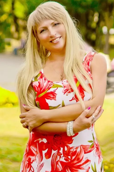 Violetta (52) aus Zentrum v... auf www.dating-mit-niveau.pl (Kenn-Nr.: t52108)